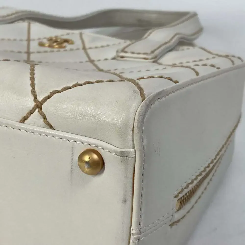 CHANEL Vintage White Bag